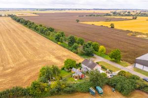 Photo 23- click for photo gallery